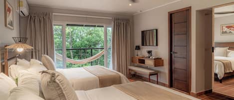 Deluxe Room, 1 King Bed, Balcony, Mountain View | In-room safe, free WiFi