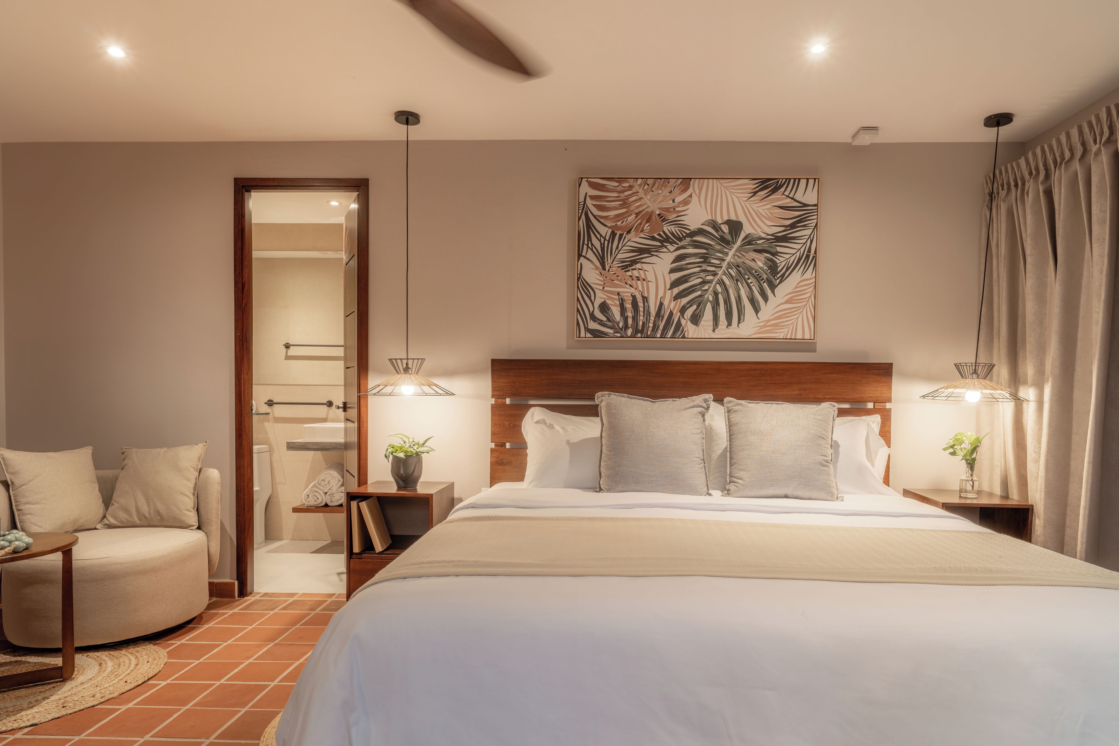 Chambre Supérieure, 1 très grand lit, vue jardin | Coffres-forts dans les chambres, Wi-Fi gratuit