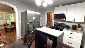 Private kitchen - Peaceful three‑bedroom home with modern comfort, privacy, and heartfelt warmth. (Cordele)