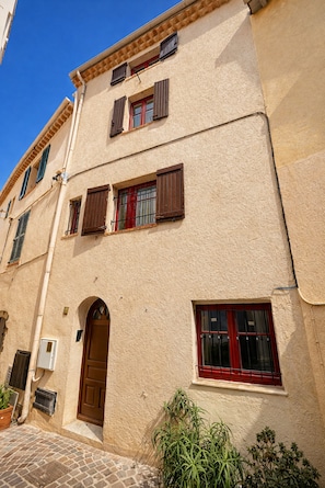 Exterior - New 2026 • Townhouse • Sea View Terrace • 2BR 2BTH (Antibes)