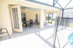 Outdoor dining - NEW - Orange Blossom Retreat (Clermont)