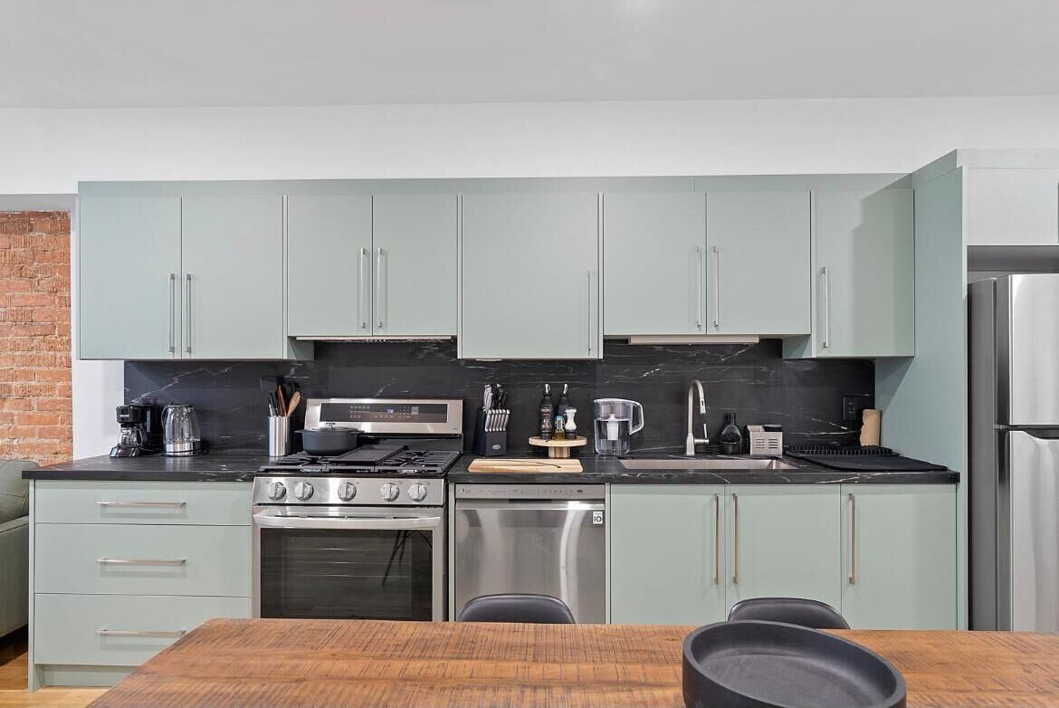 Cook like a pro in this fully equipped kitchen, complete with modern appliances and essentials.