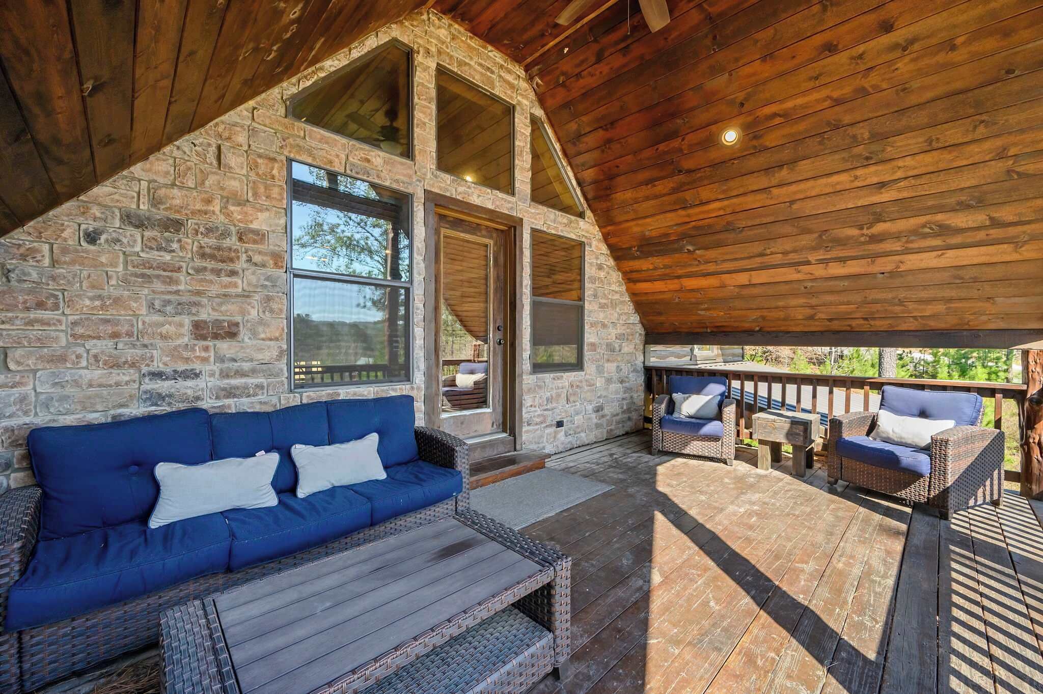 Cabin, Multiple Beds, Hot Tub, Mountain View (Twisted Mane) | Terrace/patio