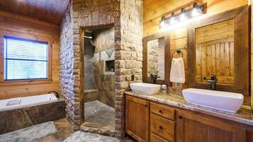 Cabin, Multiple Beds, Hot Tub, Mountain View (Twisted Mane) | Bathroom | Towels