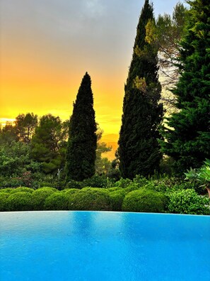 Pool - Charming family villa Mougins (Mougins)