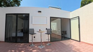 Loft Deluxe, 2 camere da letto, animali non ammessi, edificio separato | Terrazza/patio