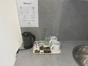 Miscellaneous - Room-1066 Apart Hotel Hastings - Single (Hastings)