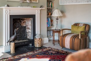 Interior - 3 Monteagle - sleeps 6 guests  in 3 bedrooms (Wells-next-the-Sea)