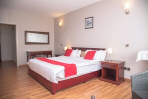 Apartament superior | Planxa i posts de planxar i wifi gratuïta 
