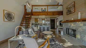 House, Multiple Beds, Hot Tub, Mountain View (Wilderness Club Home) | Living area