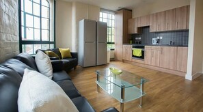 Single Room, Non Smoking, Shared Bathroom | Shared kitchen - Student Only Nottingham Square (Nottingham)