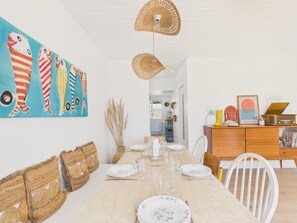 Dining - House for 7 with garden near the sea (Brem-sur-Mer)