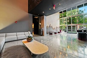 Lobby - Downtown Miami Condo with Balcony & Rooftop Pool (Miami)