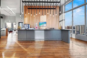 Lobby - Downtown Miami Condo with Balcony & Rooftop Pool (Miami)