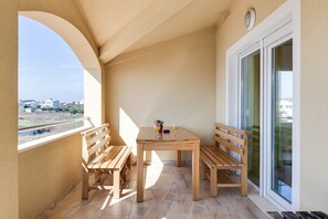 Outdoor dining - Kotari Sukošan in Sukošan - Nord-Dalmatien / Kotari Sukošan in Sukošan - Appartement für 4 Personen AP3 (Sukosan)