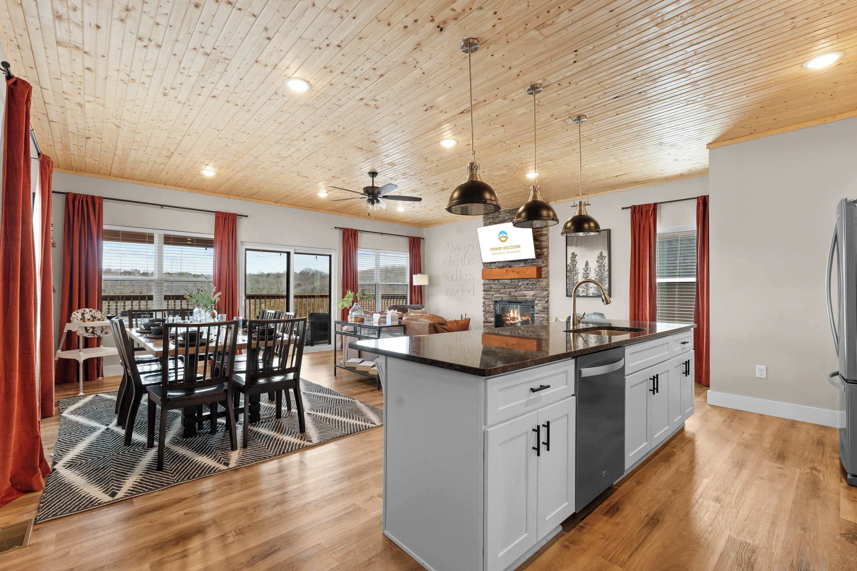 House, Multiple Beds, Hot Tub, Garden View (The Roost ) | Interior