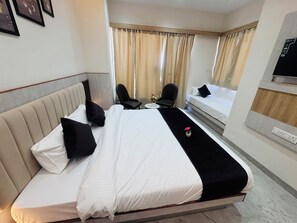 Family Triple Room, City View - HOTEL PURVI BY VILAASITAA INDORE (indore)