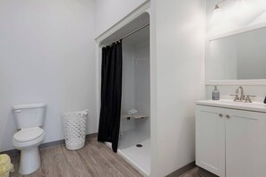 Towels - 🔥 Sleeps 16 Guests | Walk to the best East Nashville Bars 🎸 (Nashville)
