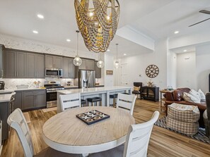 Interior - Marina Breeze in Twin Creeks (Winchester)