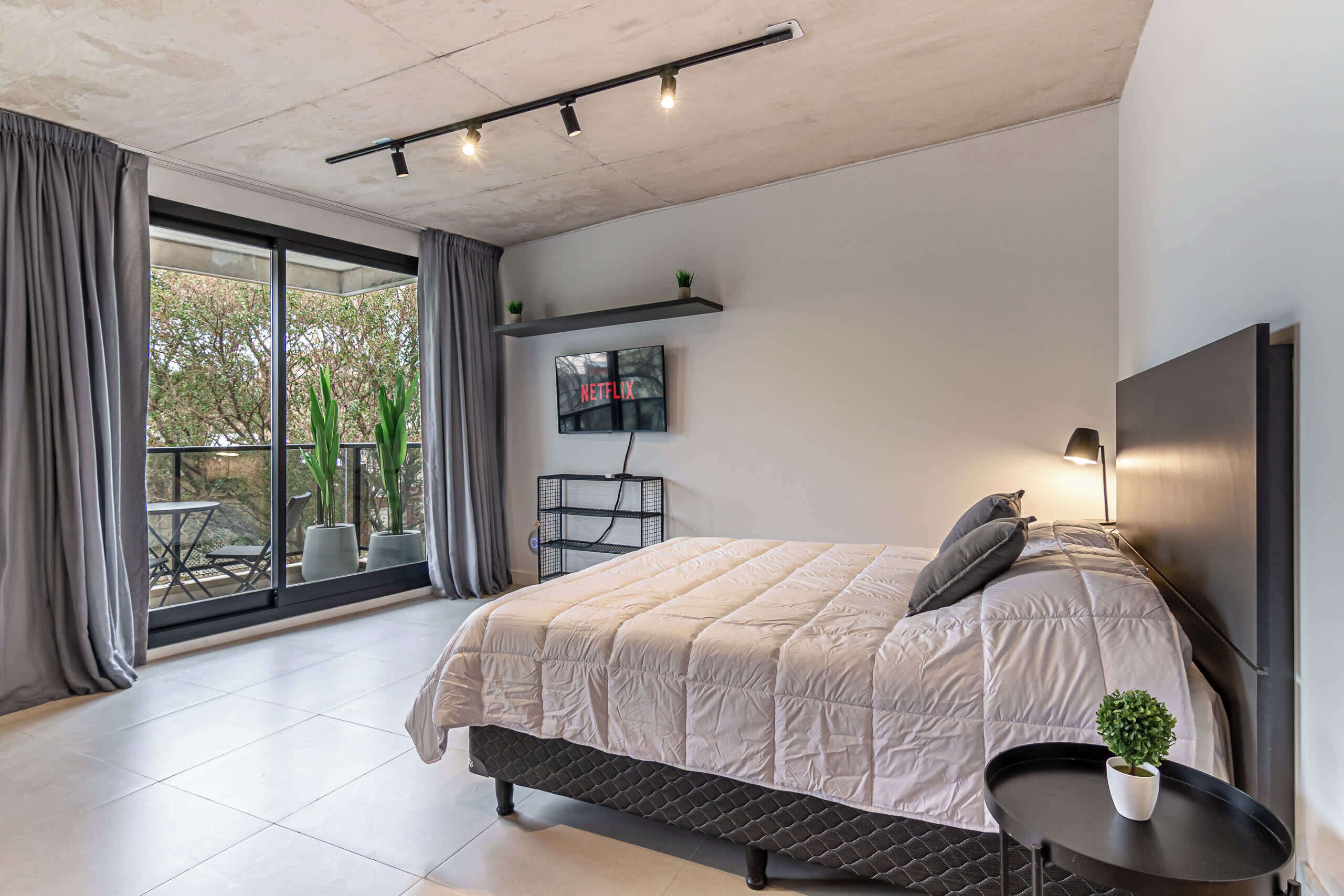 1 chambre, fer et planche à repasser, Wi-Fi, draps fournis