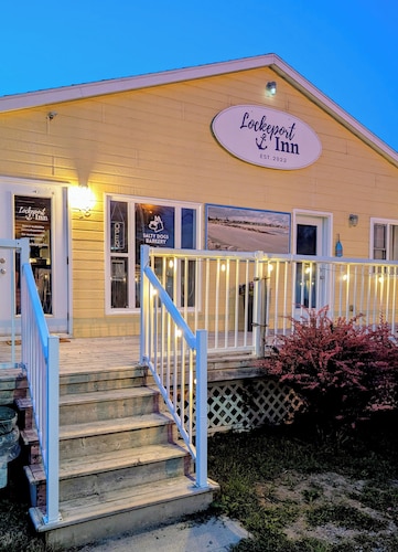 Lockeport Inn
