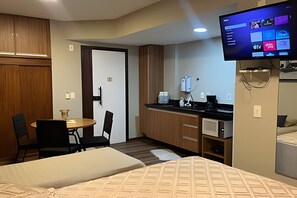 公寓 | 遮光布/窗簾、熨斗/熨衣板、免費無線上網