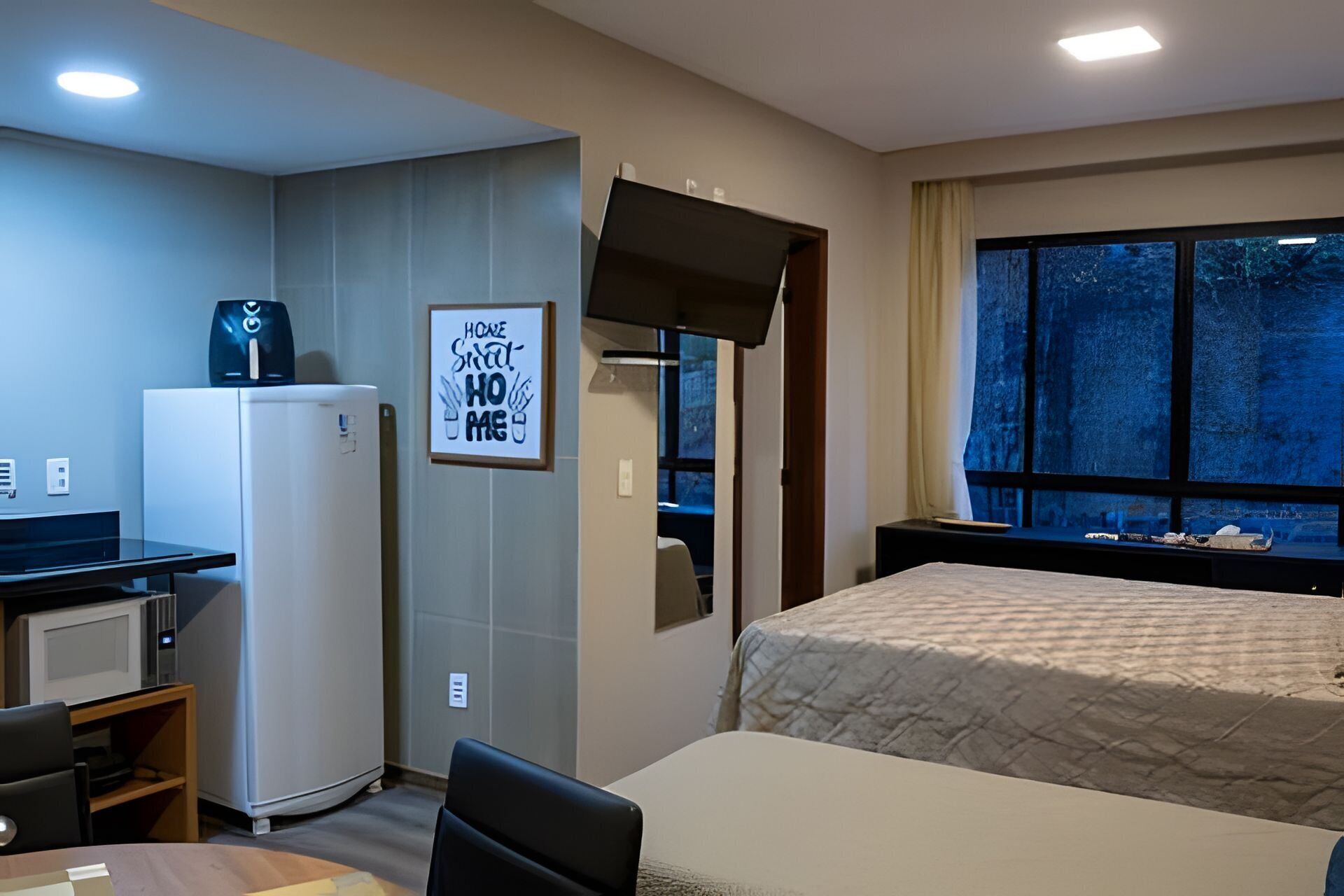 Apartment | Verdunkelungsvorhänge, Bügeleisen/Bügelbrett, kostenloses WLAN