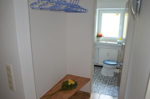 Apartment | Bathroom | Towels - Ferienwohnung fur Neun Personen in Homberg (Homberg)