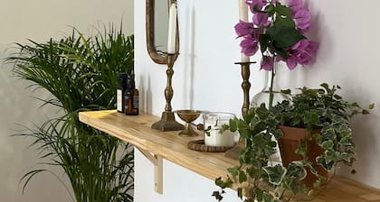 Boutique Büyükada Flat: Unique Design & Large Private Terrace in Istanbul