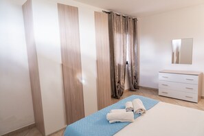 3 bedrooms, iron/ironing board, travel cot, free WiFi - VILLA GRAZIA - PRIVATE POOL, WIFI AND AIR CONDITIONING (Sicilia)