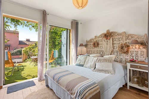 3-Star Furnished Gîte -Chez Sophie- with Pool