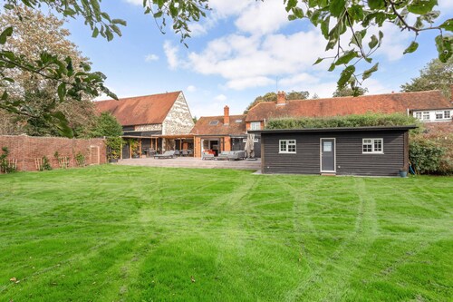 The Garden Lodge - Hurley