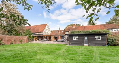 The Garden Lodge - Hurley