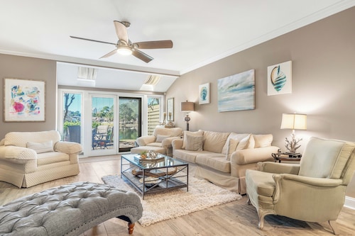 Heated Pool - Pet Friendly - Gulfside of Sandestin Resort