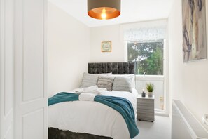 Family Apartment - Stylish 2-Bed Flat Near Central London (London)