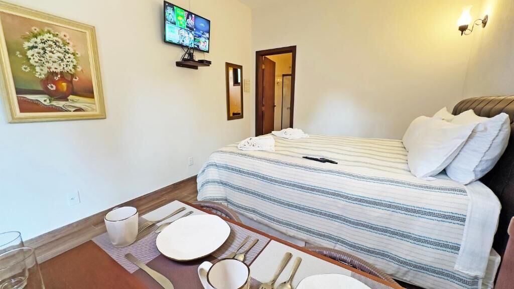 Elite Chalet, Courtyard View