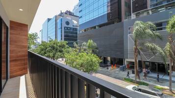 Design Apartment, 1 Bedroom | Balcony