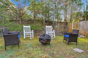Terrace/patio - Sevierville*Easy Access*Close to Dollywood*Townhome*Sleeps 6 (Sevierville)