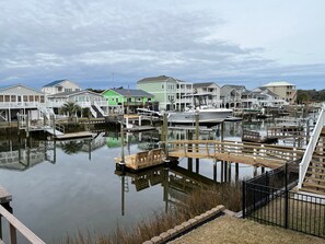 Marina - CANAL HOME - OPEN WEEKS! LINENS PROVIDED! (Ocean Isle Beach)