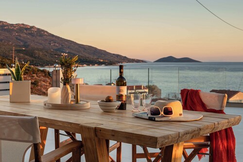 Villa Alexia - Private Pool & Panoramic Sea Views