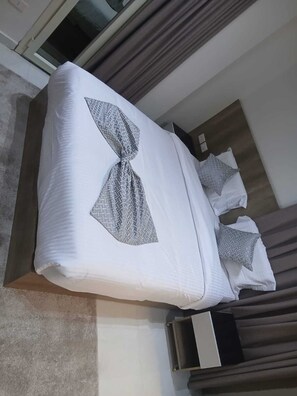 Phòng đôi Deluxe, ban công, quang cảnh thành phố