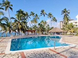 Pool - Aparthotel with views of the Caribbean Sea in the Dominican Republic (Playa Juan Dolio)