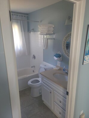 Bathroom - House with a million dollar view and short stroll to the beach! (North Rustico)
