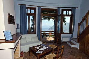 TV - Stolios Skopelos - Urania Split Level Nest (Skopelos)