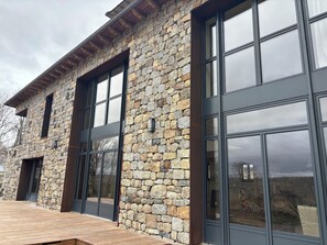 Exterior detail - Grande propriété rénovée en plein coeur du plateau de l'Aubrac (Recoules d’aubrac)