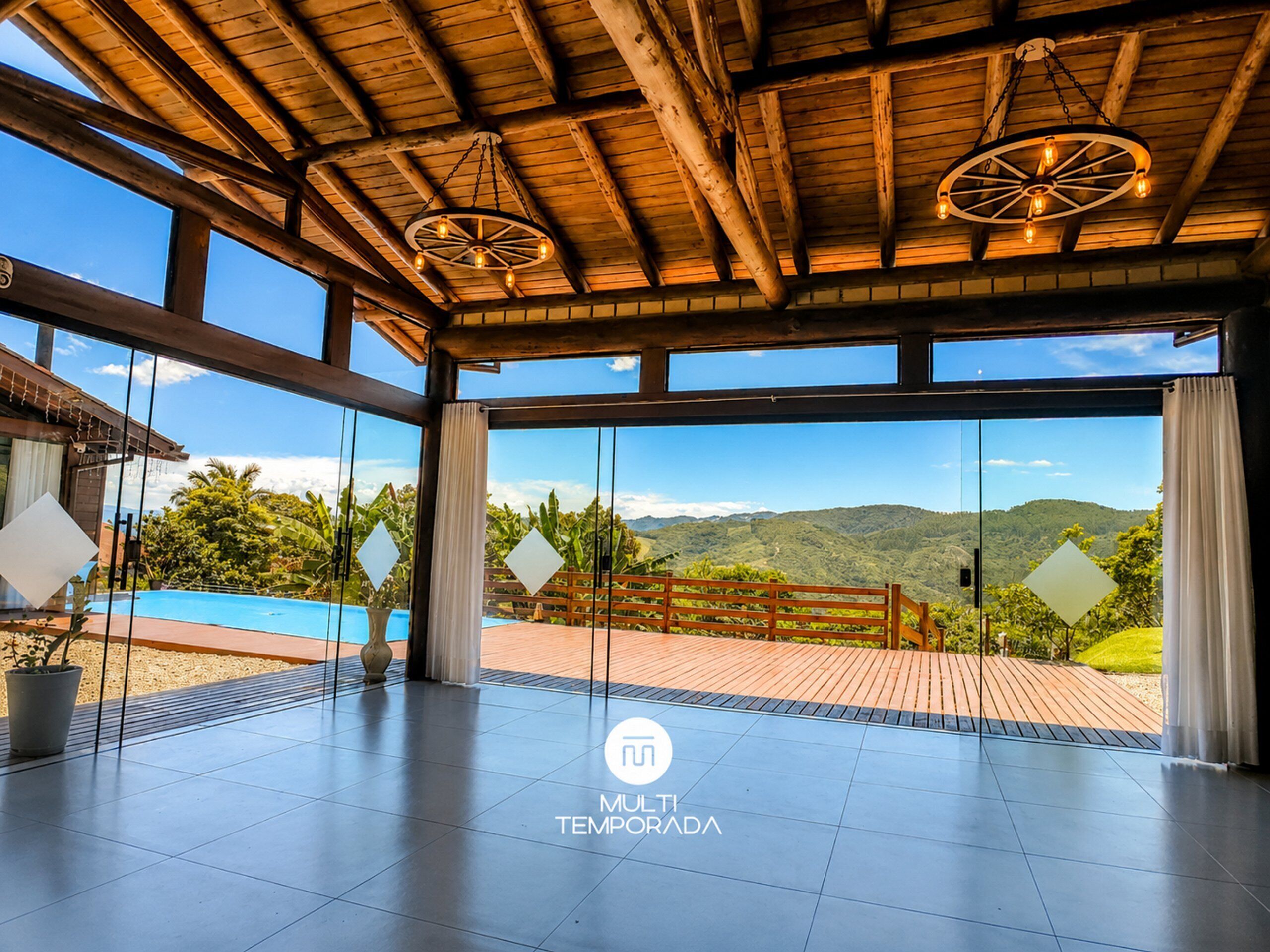 Cottage Premium, akses ke kolam renang, pemandangan gunung | Interior