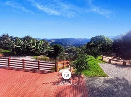 Casa de campo premium, acesso à piscina, vista para a montanha | Área da propriedade