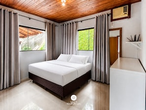 Premium Cottage, Pool Access, Mountain View | Desk, laptop workspace, free WiFi