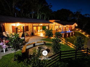 Premium Cottage, Pool Access, Mountain View | Terrace/patio