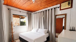 Cottage Premium, akses ke kolam renang, pemandangan gunung | Meja kerja, ruang kerja ramah laptop, dan Wi-Fi gratis